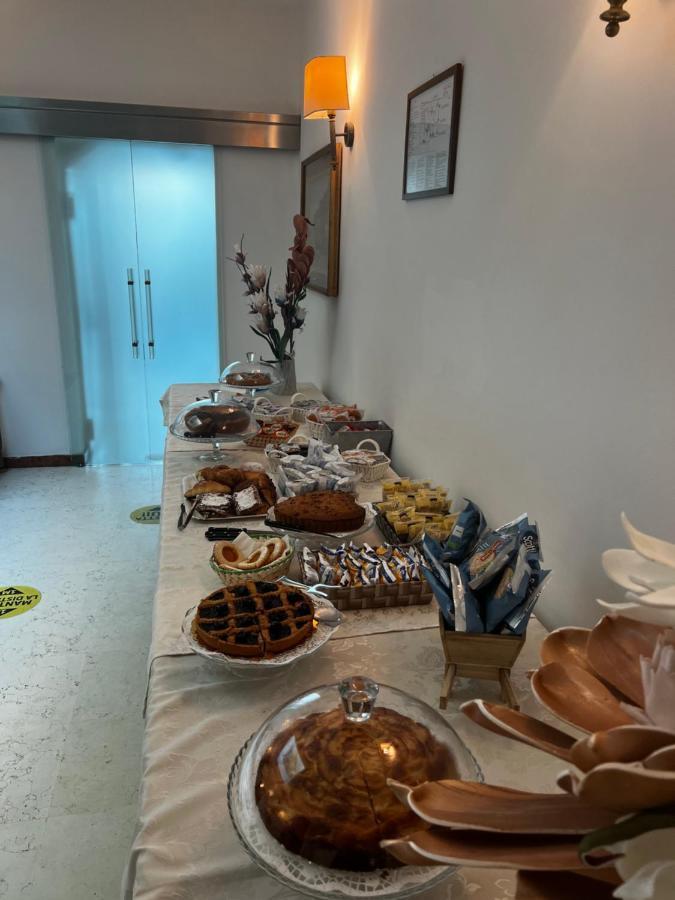 Hotel Trieste 里乔内 外观 照片