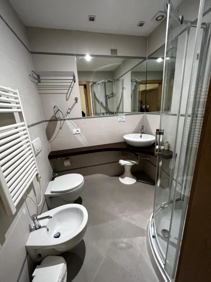 Hotel Trieste 里乔内 外观 照片