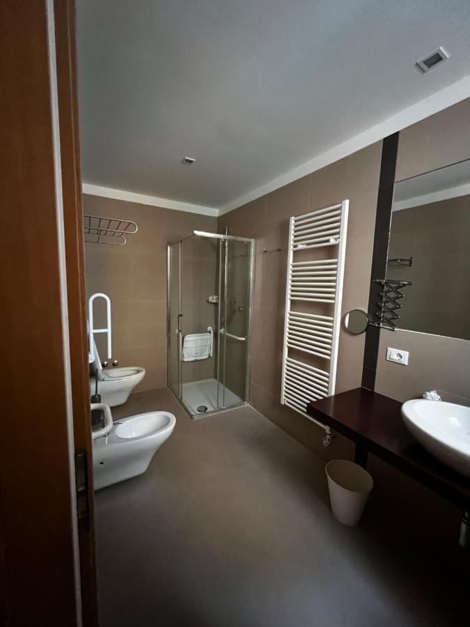 Hotel Trieste 里乔内 外观 照片