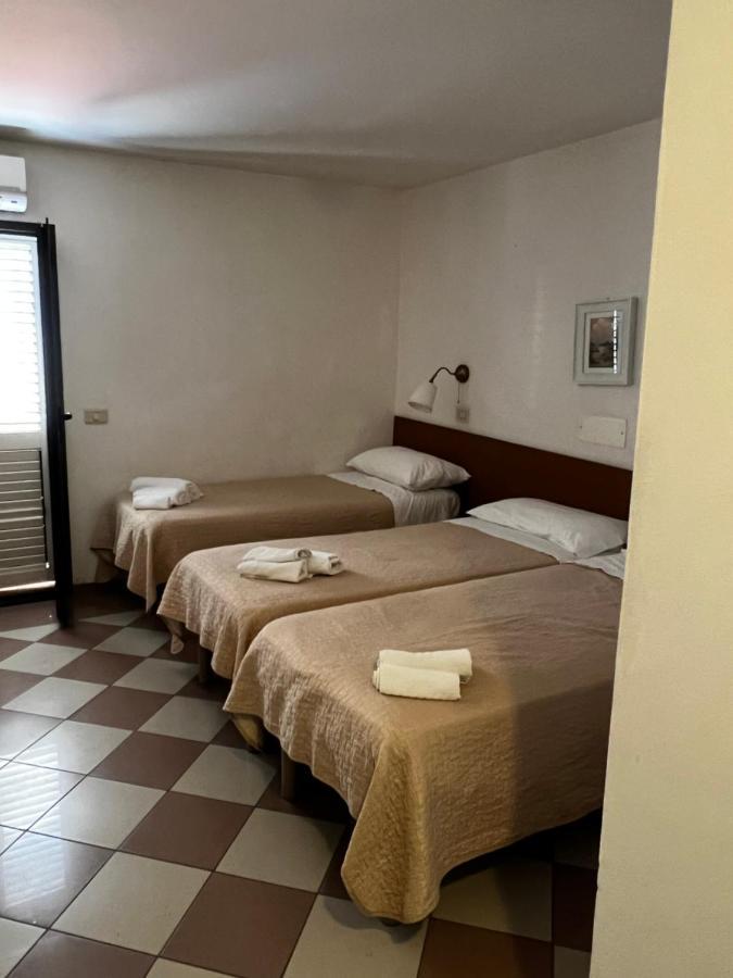 Hotel Trieste 里乔内 外观 照片