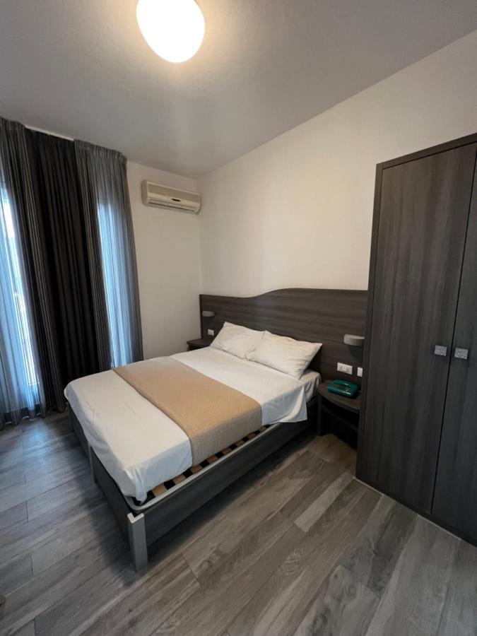 Hotel Trieste 里乔内 外观 照片